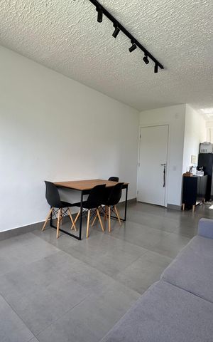 Apartamento à venda com 43m², 2 quartos e 1 vaga Apartamento à venda com 43m², 2 quartos e 1 vagaSala