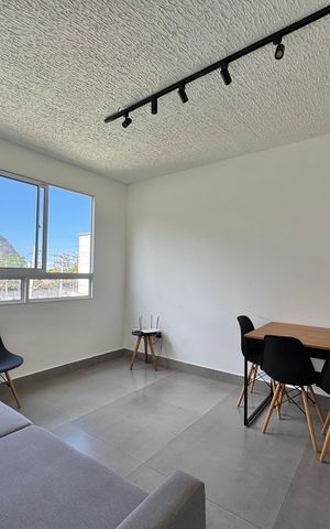 Apartamento à venda com 43m², 2 quartos e 1 vaga Apartamento à venda com 43m², 2 quartos e 1 vagaSala