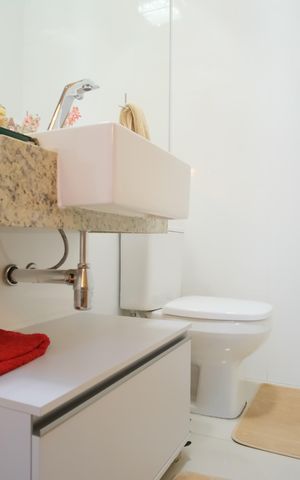 Casa à venda com 171m², 3 quartos e 2 vagasLavabo