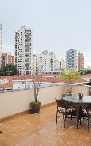 Casa à venda com 171m², 3 quartos e 2 vagasTerraço