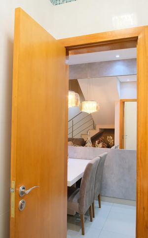 Casa à venda com 171m², 3 quartos e 2 vagasLavabo