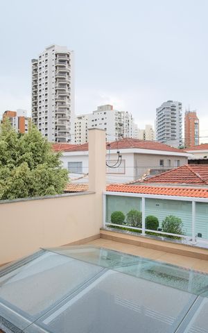 Casa à venda com 171m², 3 quartos e 2 vagasVaranda Quarto 1