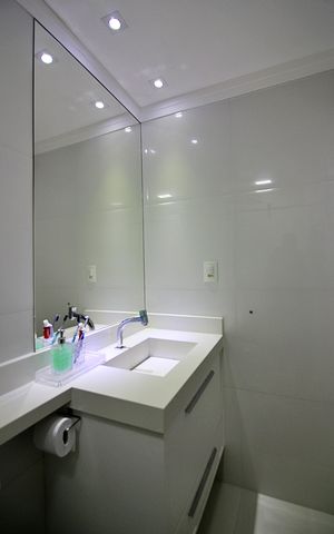 Apartamento à venda com 56m², 2 quartos e 1 vagaSuíte Banheiro