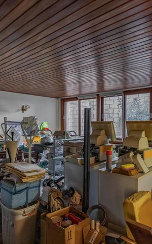 Casa à venda com 414m², 6 quartos e 6 vagasDepósito