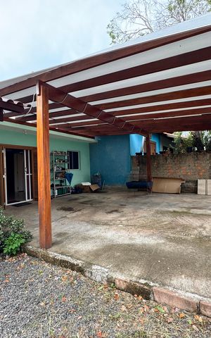Casa à venda com 150m², 4 quartos e 1 vaga Casa à venda com 150m², 4 quartos e 1 vagaÁrea Externa
