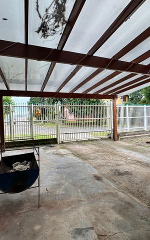 Casa à venda com 150m², 4 quartos e 1 vaga Casa à venda com 150m², 4 quartos e 1 vagaÁrea Externa