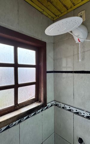 Casa à venda com 150m², 4 quartos e 1 vaga Casa à venda com 150m², 4 quartos e 1 vagaBanheiro
