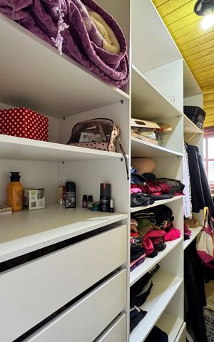 Casa à venda com 150m², 4 quartos e 1 vaga Casa à venda com 150m², 4 quartos e 1 vagaQuarto 1