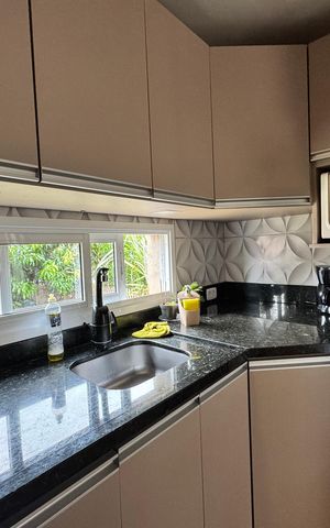 Casa à venda com 150m², 4 quartos e 1 vaga Casa à venda com 150m², 4 quartos e 1 vagaCozinha