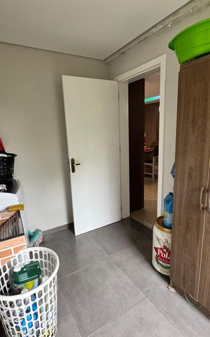 Casa à venda com 150m², 4 quartos e 1 vaga Casa à venda com 150m², 4 quartos e 1 vagaÁrea de Serviço