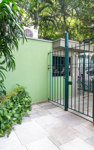 Apartamento à venda com 70m², 2 quartos e 1 vaga Apartamento à venda com 70m², 2 quartos e 1 vagaPortaria