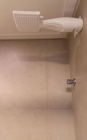 Apartamento à venda com 70m², 2 quartos e 1 vaga Apartamento à venda com 70m², 2 quartos e 1 vagaBanheiro