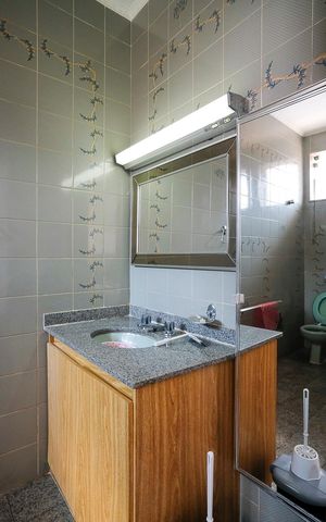 Casa à venda com 280m², 5 quartos e 3 vagasBanheiro da Suíte