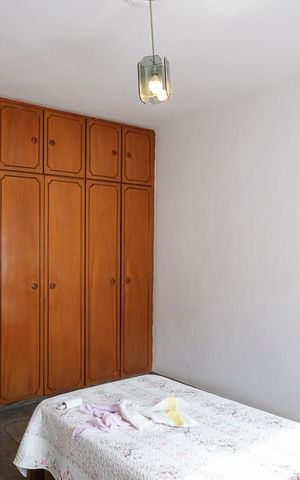 Casa à venda com 280m², 5 quartos e 3 vagasSuíte