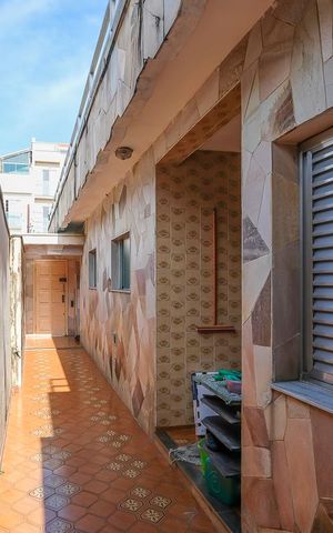 Casa à venda com 280m², 5 quartos e 3 vagasCorredor