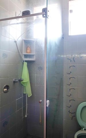 Casa à venda com 280m², 5 quartos e 3 vagasBanheiro da Suíte
