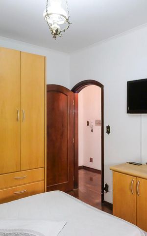 Casa à venda com 453m², 4 quartos e 3 vagasQuarto 2