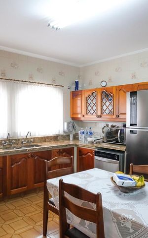 Casa à venda com 453m², 4 quartos e 3 vagasCozinha
