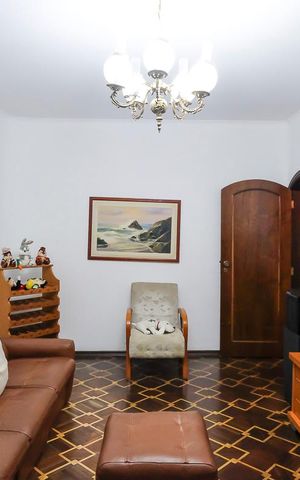 Casa à venda com 453m², 4 quartos e 3 vagasSala 1