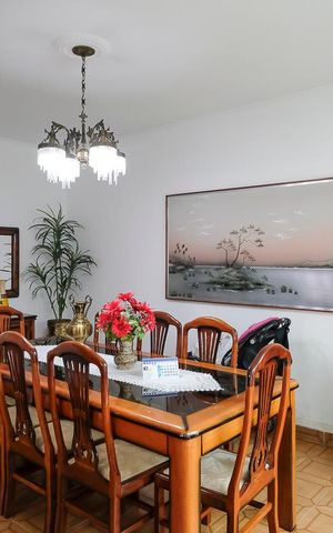 Casa à venda com 453m², 4 quartos e 3 vagasSala de jantar