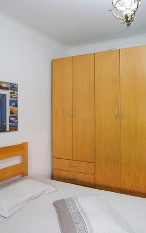 Casa à venda com 453m², 4 quartos e 3 vagasQuarto 2
