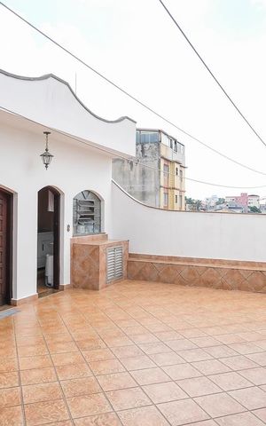 Casa à venda com 453m², 4 quartos e 3 vagasQuintal