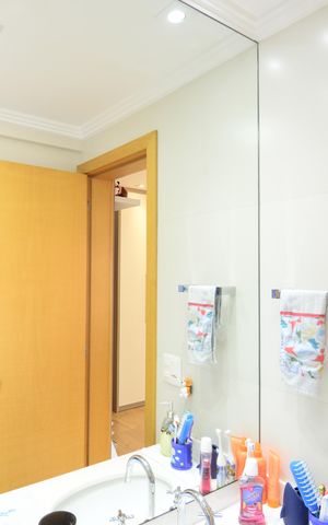 Apartamento à venda com 210m², 4 quartos e 4 vagasBanheiro Suíte 3
