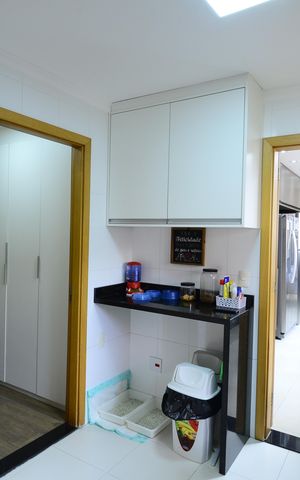 Apartamento à venda com 210m², 4 quartos e 4 vagasÁrea de Serviço