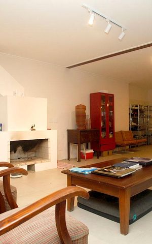 Casa à venda com 450m², 3 quartos e 1 vagaSala