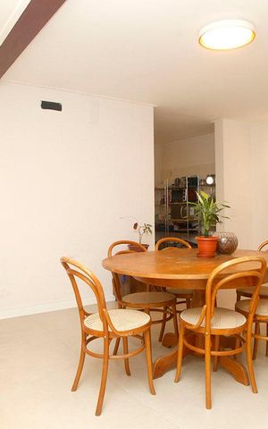 Casa à venda com 450m², 3 quartos e 1 vagaSala de Estar