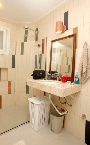 Casa à venda com 450m², 3 quartos e 1 vagaBanheiro