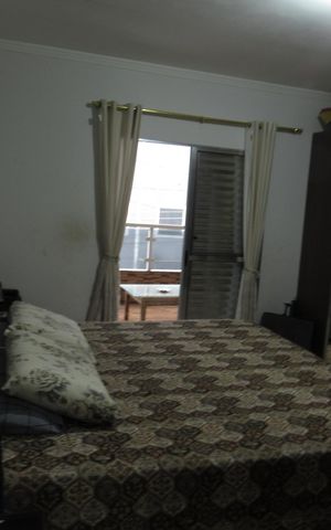 Casa à venda com 242m², 4 quartos e 4 vagasQuarto 4/ Suíte