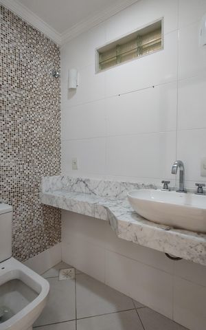 Casa à venda com 363m², 3 quartos e 4 vagasLavabo