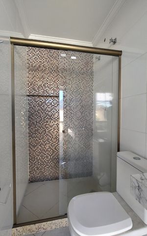 Casa à venda com 363m², 3 quartos e 4 vagasBanheiro de Serviço