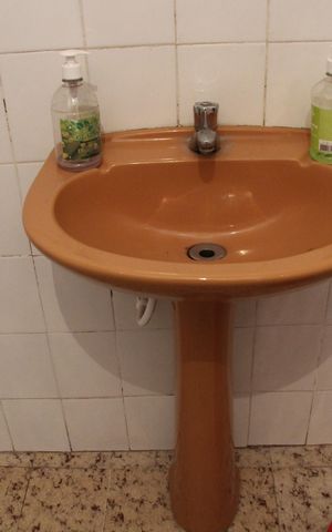 Casa à venda com 492m², 2 quartos e 5 vagasBanheiro Social 2