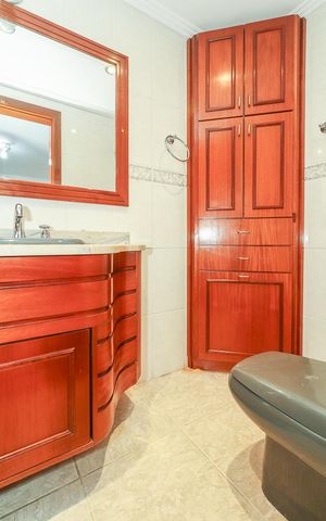 Apartamento à venda com 237m², 3 quartos e 2 vagasBanheiro da Suíte 3