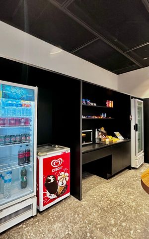 Studio para alugar com 25m², 0 quarto e sem vaga Studio para alugar com 25m², 0 quarto e sem vagaMercadinho