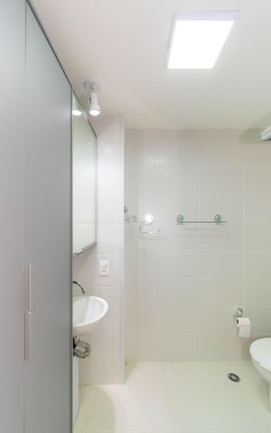 Studio para alugar com 27m², 1 quarto e sem vaga Studio para alugar com 27m², 1 quarto e sem vagaBanheiro