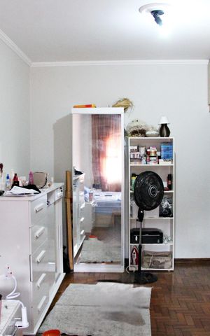 Casa à venda com 250m², 3 quartos e 6 vagasSuíte