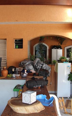 Casa à venda com 250m², 3 quartos e 6 vagasChurrasqueira