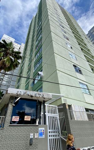Apartamento para alugar com 100m², 3 quartos e sem vaga Apartamento para alugar com 100m², 3 quartos e sem vagaFachada