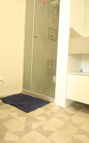 Apartamento para alugar com 100m², 3 quartos e sem vaga Apartamento para alugar com 100m², 3 quartos e sem vagaBanheiro Social