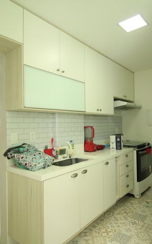Apartamento para alugar com 100m², 3 quartos e sem vaga Apartamento para alugar com 100m², 3 quartos e sem vagaCozinha e Área de Serviço