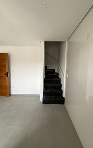 Apartamento à venda com 102m², 2 quartos e 1 vaga Apartamento à venda com 102m², 2 quartos e 1 vagaCozinha