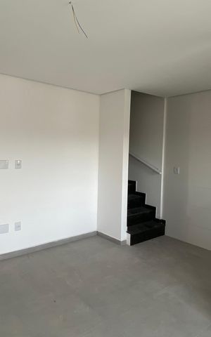 Apartamento à venda com 102m², 2 quartos e 1 vaga Apartamento à venda com 102m², 2 quartos e 1 vagaSala