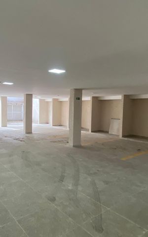 Apartamento à venda com 102m², 2 quartos e 1 vaga Apartamento à venda com 102m², 2 quartos e 1 vagaGaragem