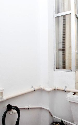Apartamento à venda com 48m², 1 quarto e sem vagaCozinha + Área de Serviço