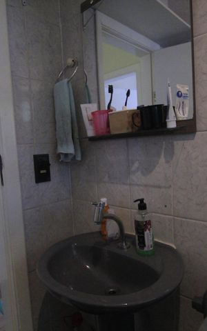 Casa à venda com 200m², 3 quartos e 2 vagasBanheiro social