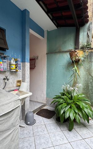 Casa de condomínio à venda com 300m², 4 quartos e 3 vagas Casa de condomínio à venda com 300m², 4 quartos e 3 vagasÁrea de Serviço