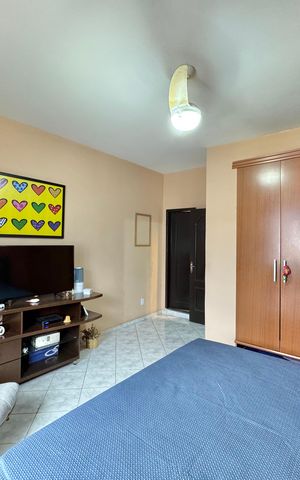 Casa de condomínio à venda com 300m², 4 quartos e 3 vagas Casa de condomínio à venda com 300m², 4 quartos e 3 vagasQuarto 1